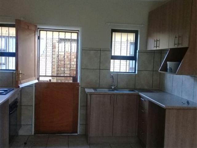 To Let 1 Bedroom Property for Rent in Vaalpark Free State